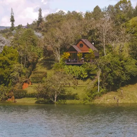 Cabaña Vacacional en El Peñol Guatapé
