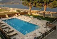 Nefeli Studios - Pools