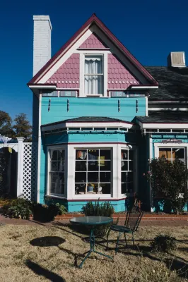 더 호스텔 캘리포니아 인요 셸 Y 마트 주변 호텔