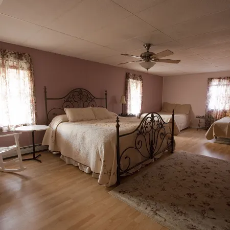 Bromley View Inn