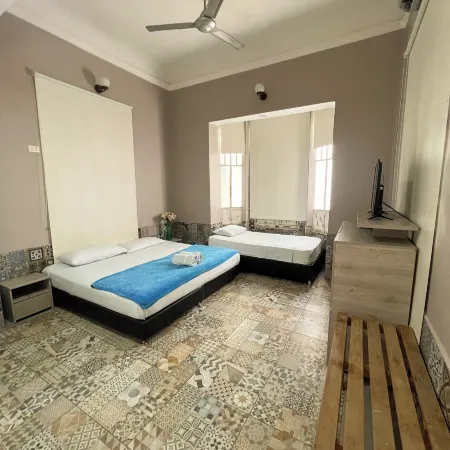 Casa Avelina Boutique Hostel