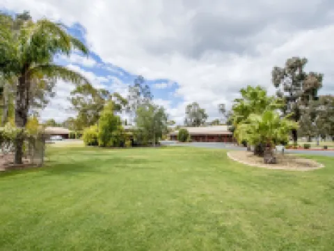 Sportslander Motor Inn Hoteles en Moama