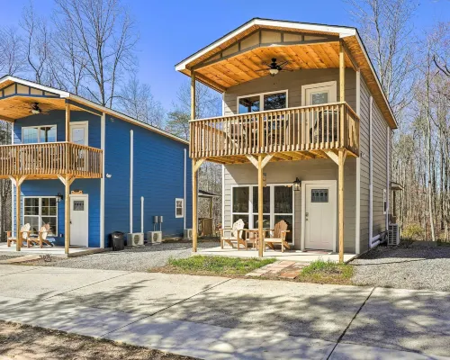 Lakefront Trenton Cabin ~ 10 Mi to Drive-in! Hotels in Dade County