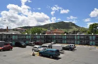 Budget Inn Express Helena - parking