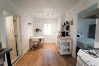 2336B - Lovely Backyard Studio near UC Berkeley