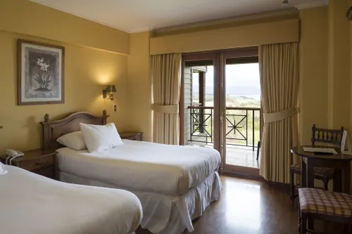 Hotel y Cabañas Lago Ranco - Caja Los Andes - 2-Star