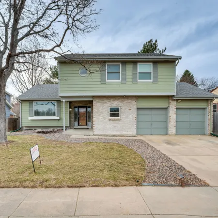Pet-Friendly Arvada Home w/ Yard: 10 Mi to Denver!