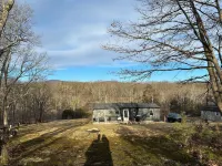 Cozy Catskills Cabin Pet-Friendly!