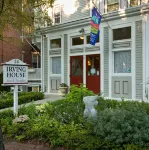 Irving House at Harvard Hotels near Seapoint Restaurant