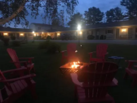 Brittany Motel Hotels in Manchester