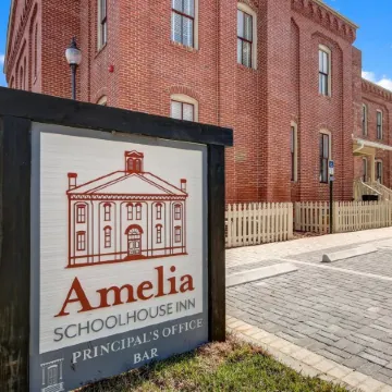 Amelia Schoolhouse Inn