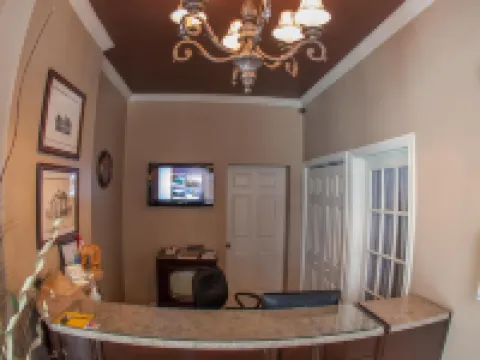 Kent Inn Hoteles en Lindsay