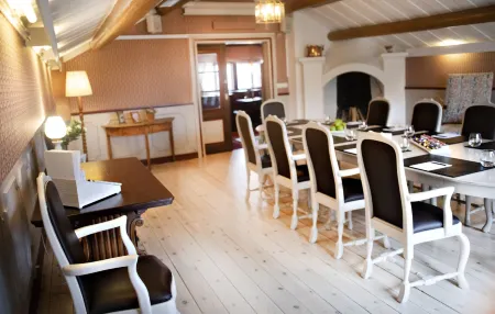 Åkerblads Hotell Gästgiveri Spa Отели в г. Реттвик