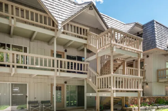 Timber Ridge Unit 2e 1 Bedroom Condo by RedAwning