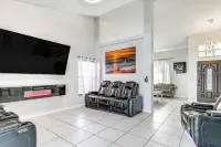 3 Mi to Marina: Riverview Family Home w/ Lanai! - Homestays