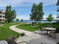 Bridgeport Waterfront Resort Hotels in Sturgeon Bay