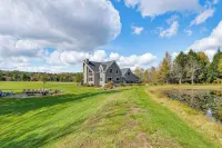 Spacious & Secluded Forksville Home: Fire Pit - 3-Sterne