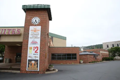 Comfort Suites Bethlehem Near Lehigh University and LVI Airport