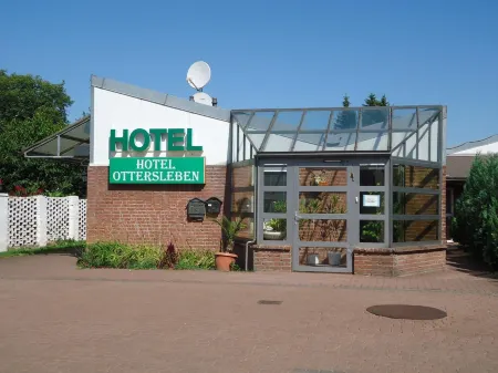 Hotel Ottersleben Отели в г. Ванцлебен-Бёрде