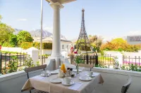 Le Petit Paris Hotels in Franschhoek