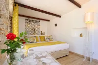 Lodge de Charme A Cheda Hotels in Bonifacio