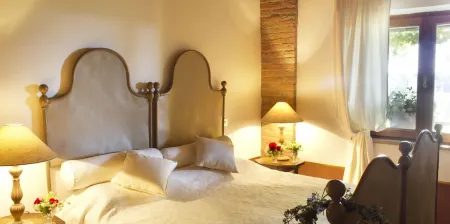 Podere le Mezzelune Отели рядом с достопримечательностью «Bibbona»