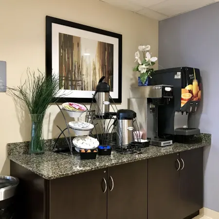 Microtel Inn & Suites by Wyndham Elkhart