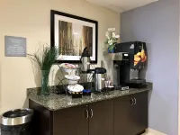 Microtel Inn & Suites by Wyndham Elkhart - breakfast
