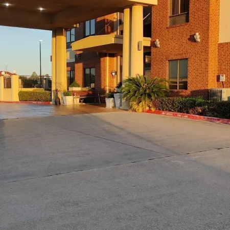 Aspen Grand Hotel LaPorte