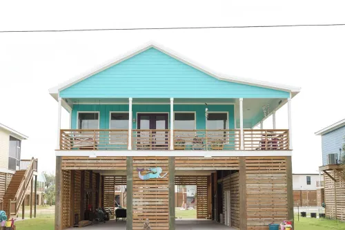 Mermaid Cove steps from beach. Hot Tub! - balcony
