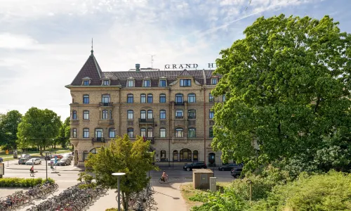 Best Western Plus Grand Hotel