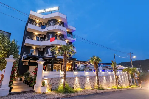 Sunshine Hotel - 3-Star