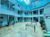 Lions Den Hotel - ห้องครัว