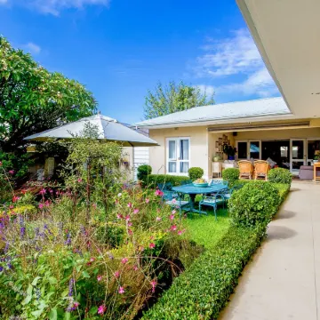 Lemoenkloof Boutique Hotel