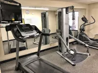 Quality Inn Riverside Near UCR and Downtown - Gym