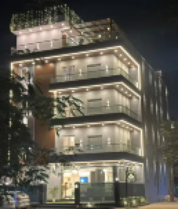 The Crown Prince Hotel a 