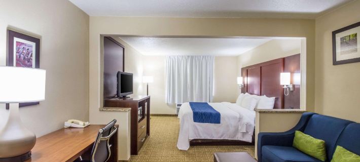 Quality Inn & Suites Hotels in Brown County