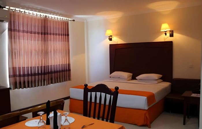 Hotel Dynasty