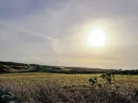 Fferm Porthdafarch South Farm House Hotel di Llanfair-yn-Neubwll