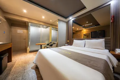 Bundang (Jeongja) SiWol Hotel