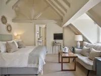 Dormy House Hotel