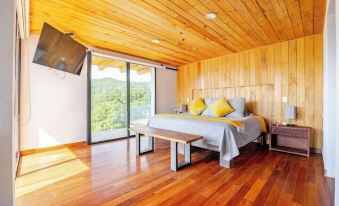 Luxo Casa en Valle de Bravo Con Jacuzzi y Espectacular Vista Al Lago