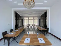 Toba Retreat Mansion and Villas Hotels in Tomok