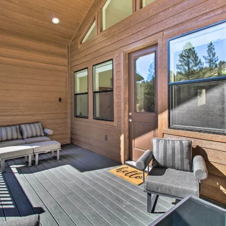 Pet-Friendly Show Low Cabin: Near Hiking!