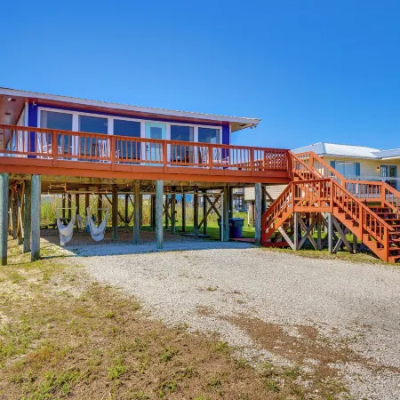Breezy Dauphin Island Vacation Rental with Deck!