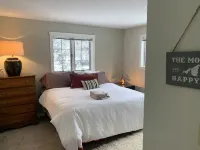 Cozy Chalet 5mins from Okemo, SAUNA JACUZZI HOT TUB Hotels in Mount Holly