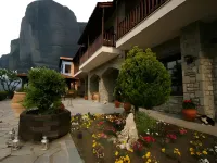 Hotel Doupiani House Hotels near Psaropetra Lookout