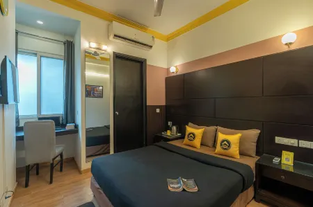 The Hosteller Delhi Отели рядом со станцией Moolchand