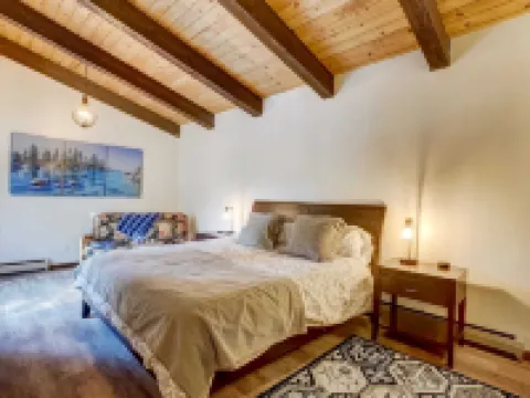 Singing Pines in Marla Bay - Walk to Lake! Hotels in Zephyr Cove–Round Hill Village