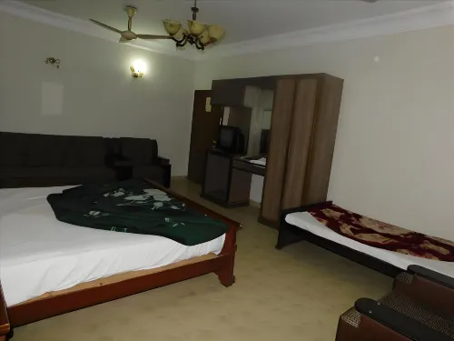 New Palace Guest House